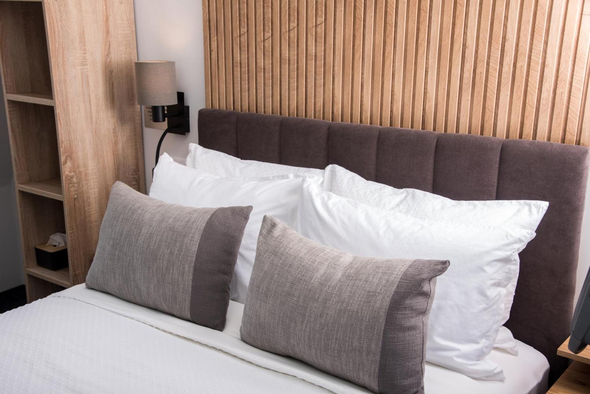 Republic Square Luxury Suites بلغراد المظهر الخارجي الصورة