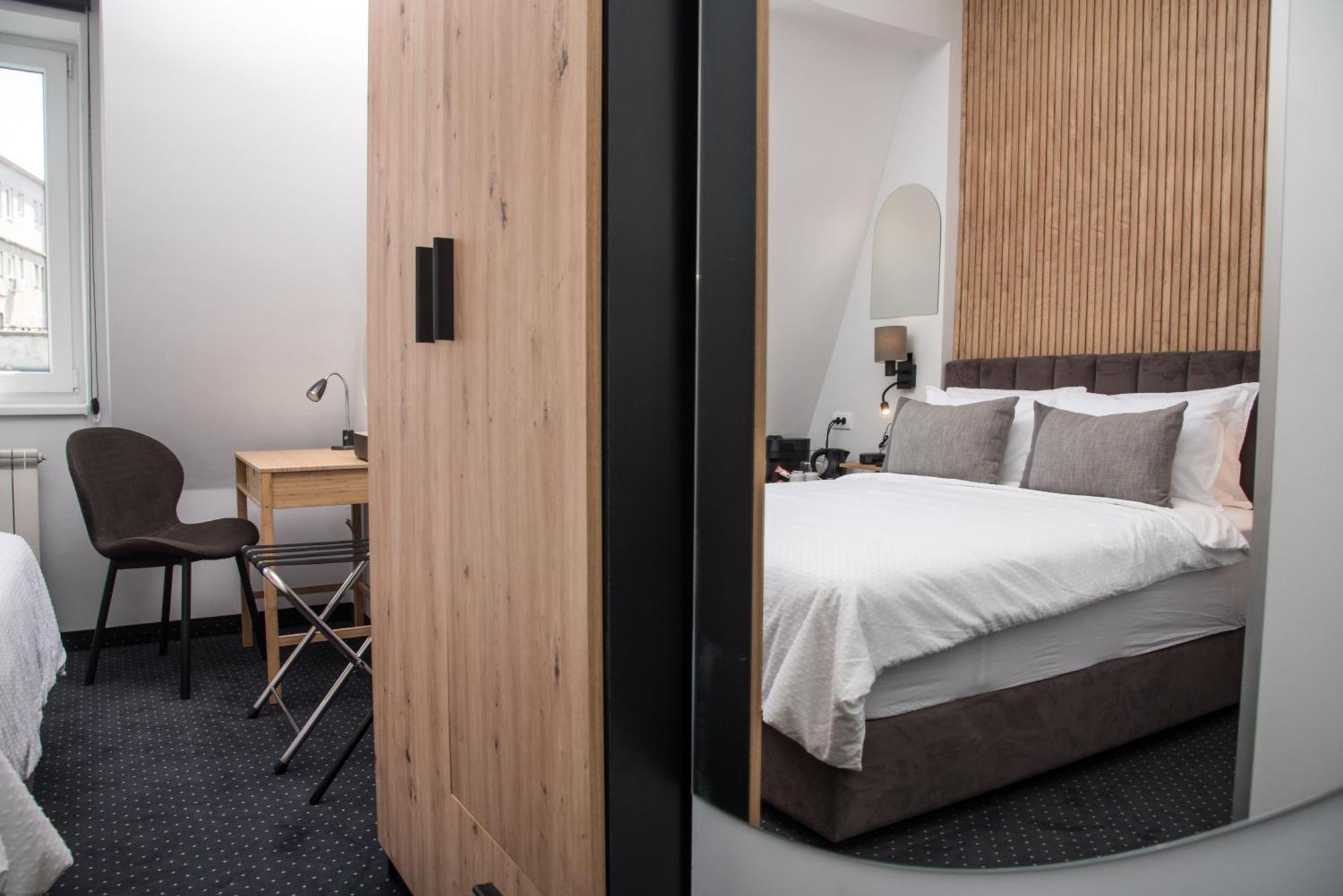 Republic Square Luxury Suites بلغراد المظهر الخارجي الصورة